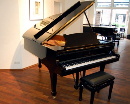 Steinway & Sons A-188