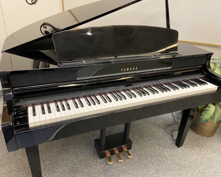 Đàn Piano Điện Yamaha CLP 765