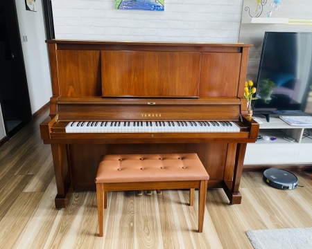 Đàn Yamaha Upright Piano W102