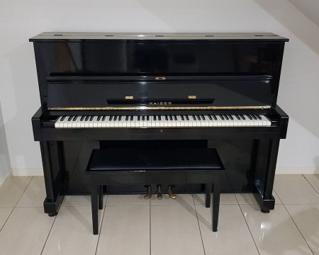 Đàn Yamaha Upright Piano YUA