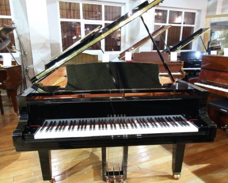 Yamaha Grand C6 PE