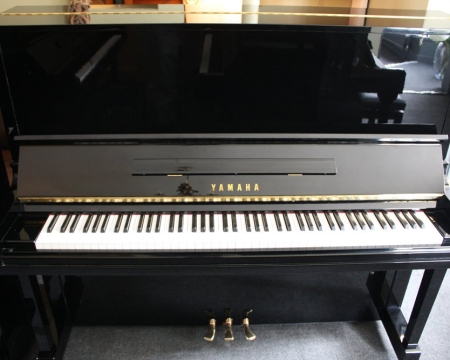 Đàn Yamaha Upright Piano YUS3