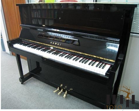 Đàn Kawai Upright Piano KU-1B