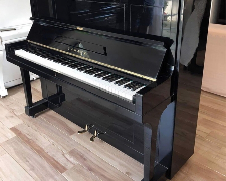 Yamaha U1A