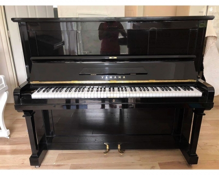 Yamaha U2B