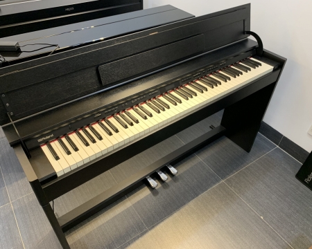 Đàn Piano Điện Roland DP603